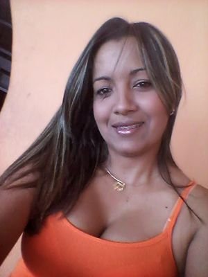 mariale210121's profile picture. 