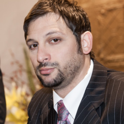 robdias32's profile picture. ACTOR / SCREENWRITER Studied Acting @academy_of_art Film Production @LAVC & Masters @ASU, Horror Cinema, Football, and the History of anything!