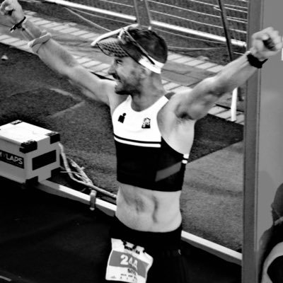 SITOfdzjmz's profile picture. Hago lo que puedo. Lo que no, lo intento. Agradecido. Me gusta lo que hago. Triatleta, Maratoniano, Ironman y amigo de Spiderman.