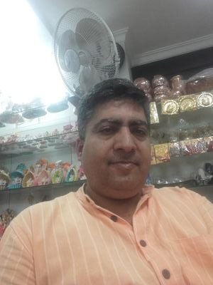 DDsxg3nXoUtBurF's profile picture. 