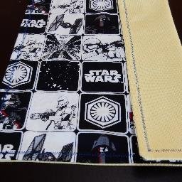 hankie_shop's profile picture. 