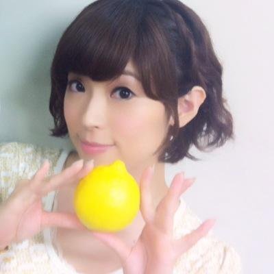 声優・中村繪里子です♪いつも心に鼻歌を♪を信条に呟いていこうかと。なんでもやりたい盛りです。中☆吉(with吉田仁美ちゃん)の中のほう。趣味特技のお喋りを活かしてラジオも舌好調！※フォロー・リプのお返しは、お知り合いの方のみとさせていただいておりますm(_ _)m