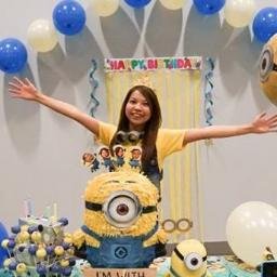 SarahBee977's profile picture. 