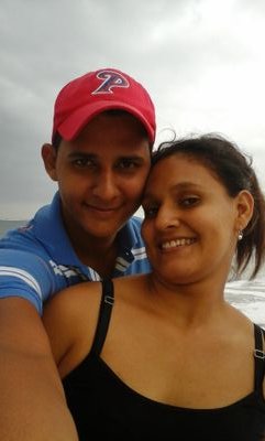 laramel618's profile picture. 