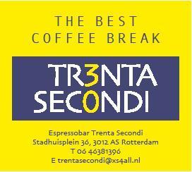 Espressobar Trenta Secondi op het stadhuisplein is de perfecte plek om even op adem te komen, met heerlijke koffie en gebak van koekela!