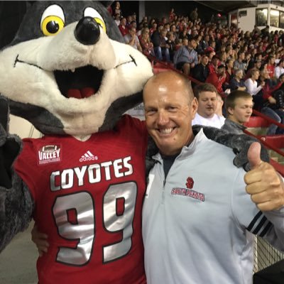 MarkCovbluffs's profile picture. Bluffs golf course superintendent, Husker fan, North Carolina basketball, Vikings, Twins, Go Yotes