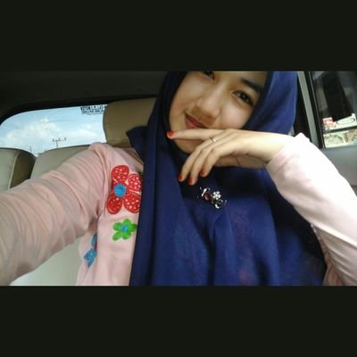 Muthia_NurAziza's profile picture. Allah Allah Allah ❤