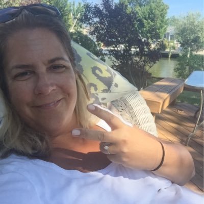 dolcil's profile picture. 