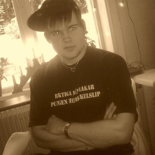 Sefore91's profile picture. hey! Pc gamer here, playing alot of games! :-D