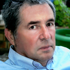 Tonton Daniel : gentil avec tous mais très MECHANT avec les indésirables.