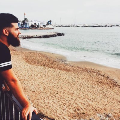 29. Felixstowe. Sports Journalism graduate 🎓 Norwich fan ⚽️ Daddy to Emi & Jax 💛
