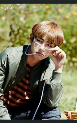 EPcsWh8kqYFQaVF's profile picture. 