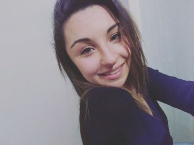 AmlieTaureau's profile picture. Lourd comme ma plume ✒