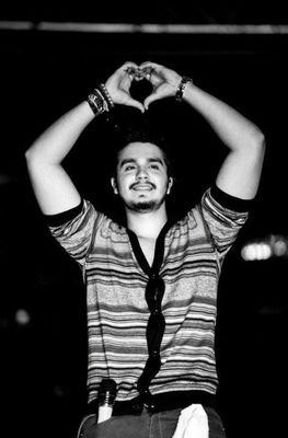 trouxasdoluan's profile picture. Somos trouxas pelo luan, ta achando ruim ? Te fode 
since:01/09/15