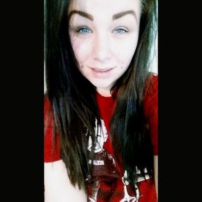 annlouiseeee's profile picture. pretty petty