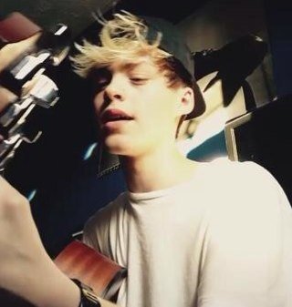 reecerpgedv's profile picture. 