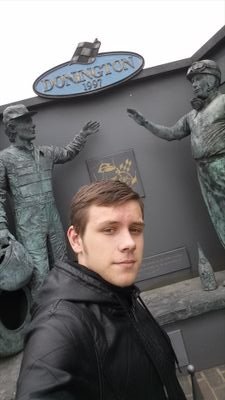 JamesScott666's profile picture. El amor vence al odio y el pueblo siempre canta