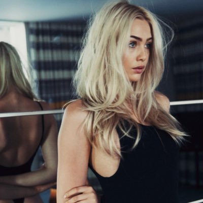 taylorgrpgbora's profile picture. on the bed, on the floor, on the couch...