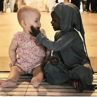 elepapadatou's profile picture. 