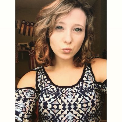 RebeccaFraser16's profile picture. 19, Barrel Racer, 611, never give up.