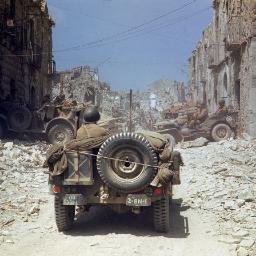 anne_bit's profile picture. 