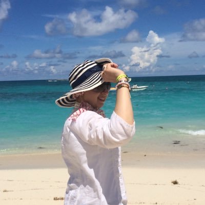 E_manM's profile picture. Simply me with some Faith!! مو قالوا كل واحد ليه نصيب من اسمه؟!! #روح_منك_لله أظن كفاية كدا!!