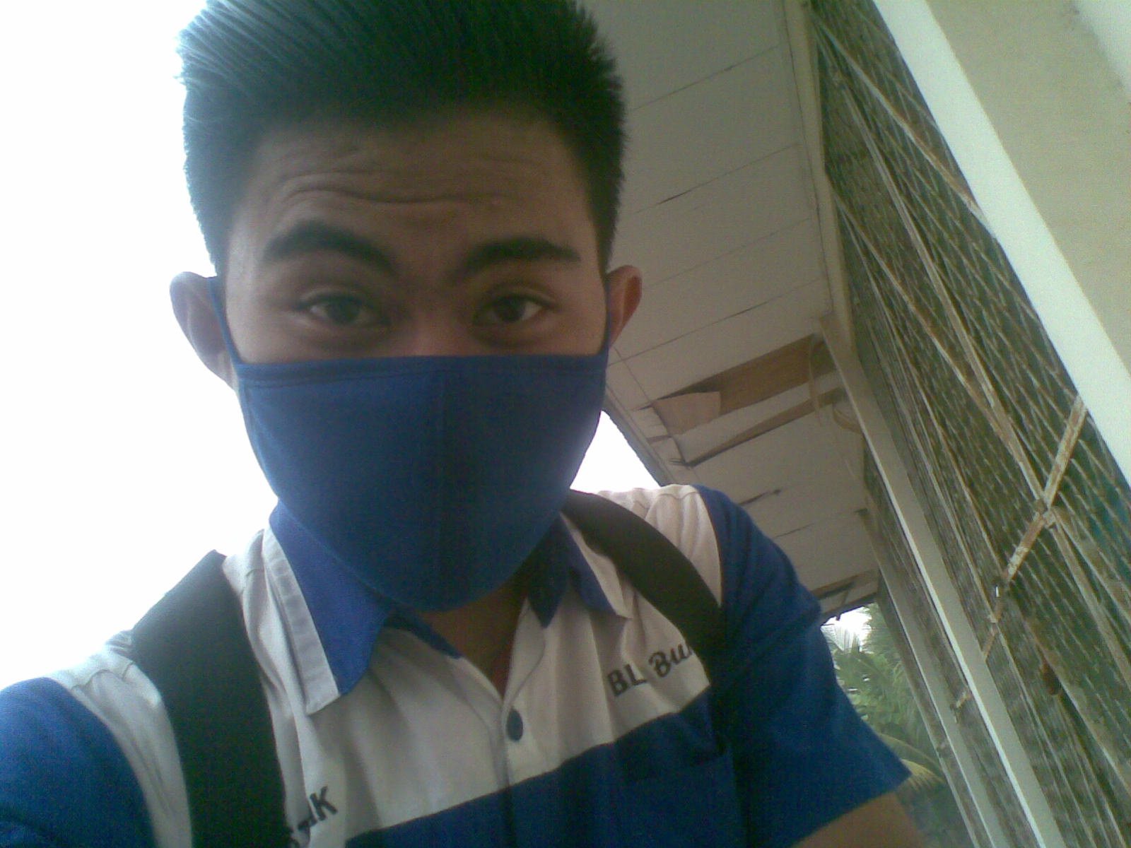 Jomblo!!! Is okey lah gpp yg penting Happy.
@viss