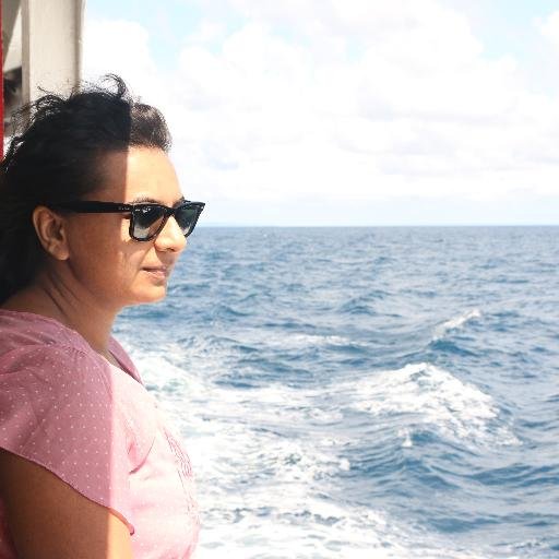 Ri_Tweets's profile picture. An intelligent idiot and A Food Lover