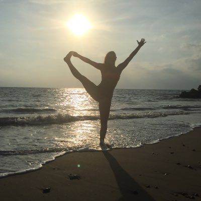 sarahtvrussell's profile picture. Wanderer. Dreamer. Doer.