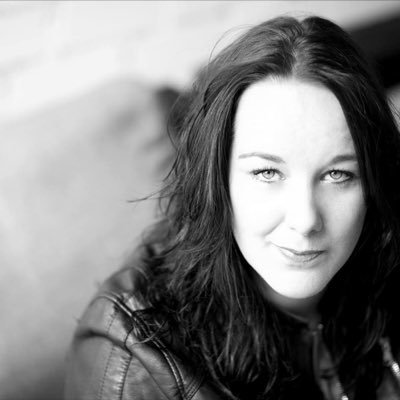 LindavdBroek's profile picture. Photography, Fashion,travel,honest,design,music,modefotografie,portret,apple, styling, lifestyle,portrait.