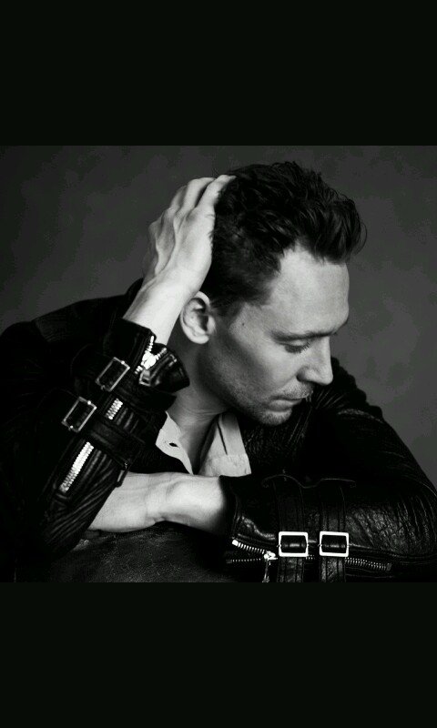New Zealand and UK, Future Actress. Everything Tom Hiddlestion! {Rp Account}