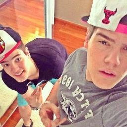 7 bilhões de pessoas no mundo e eu te encontrei
Rumo ao @brenoecaiocesar seguir..
Dona: @Chrisleaoszbb #RáhChris