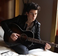 nickkjonai's profile picture. Nick Jonas and the administration. Fake :) to fool you all and get greaaaaat laughs.