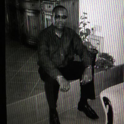 j_moncherry's profile picture. 