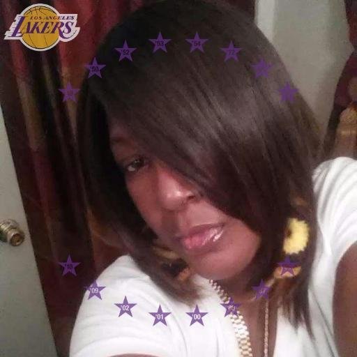Tryna get my LAKERS & COWBOYS & L.A. Dodgers ARMY's up nice and tight like.. oh yah & I'm that HipHop granny who loves Kobe Bean.