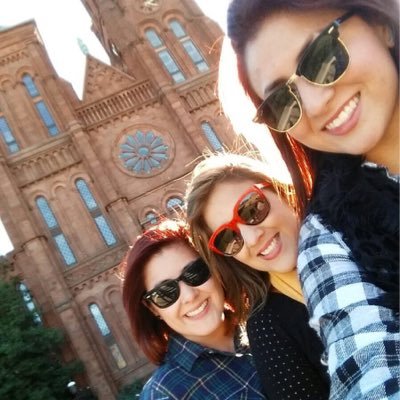 isagala09's profile picture. 