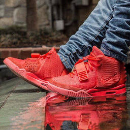 S E A T T L E , W A \\ SNEAKER HEAD #JSHS #OVO #YEEZY #NIKE