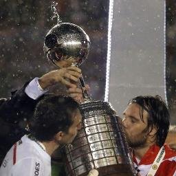 Riverhoysiempre's profile picture. 