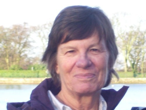 Ex Zimbabwean, loves family, travel, horses, fitness, Nutrition advisor,Growing veg & herbs, helping others