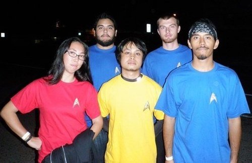 DisasterKit's profile picture. A Hawai'i band that sounds like an iPod on random. Catch a show and you'll know what that means. Unsigned. http://t.co/QyYIoW8UbD