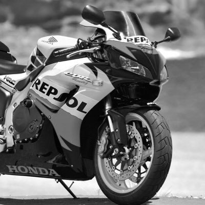As my twitter name suggests ,I'm from Tenby,Pembrokeshire,lurking reading tweets on motorsports motorcycles etc & following ones of interest. 80's music