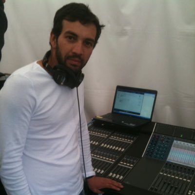 porto_cris85's profile picture. disfruta la vida que solo se vive una vez