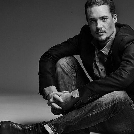 We are not real Alex!
#AlexanderDreymon #theLastKingdom https://t.co/xLm7TsP5aF