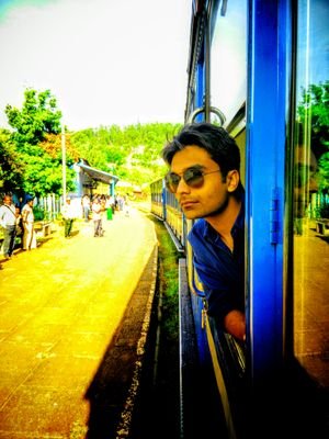 CA,cricket, chess, guitarist, proud Indian, full bollywood fan, politics, day dreamer