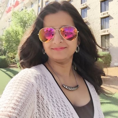 hindavi16's profile picture. 