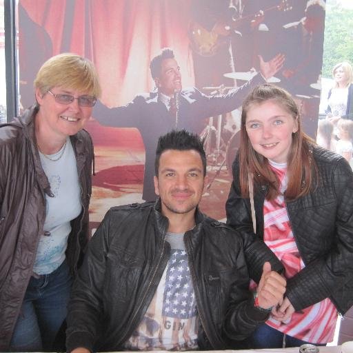 wife and mum to two beautiful daughters,big @pink fan!