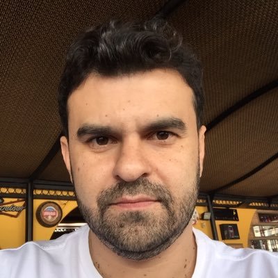 ari_filho's profile picture. Facebook: /ari.filho