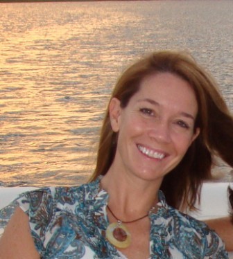 Owner of an elite Interior Decorating, Home Staging, and Real Estate Agent Marketing Services business servicing the Charleston, SC area.