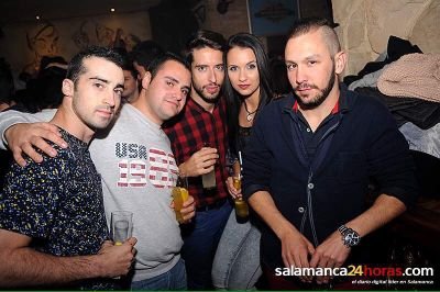 quisiera kererte con sentimiento,acerte el amor con elegancia y seducirte con maldad. S.E.M.