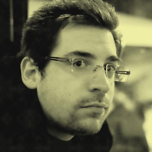 JulienLiard's profile picture. G33K - ʕ•ᴥ•ʔ - LEGO addict sous perfusion de musique - Co-inventeur de la machine à courber les bananes  &   Staffeur @ParisWeb - https://t.co/ZAGTJIy1mN